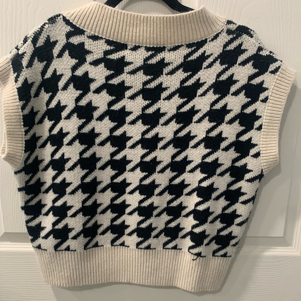 Retro Houndstooth Sweater Vest Black White - Picture 3 of 4